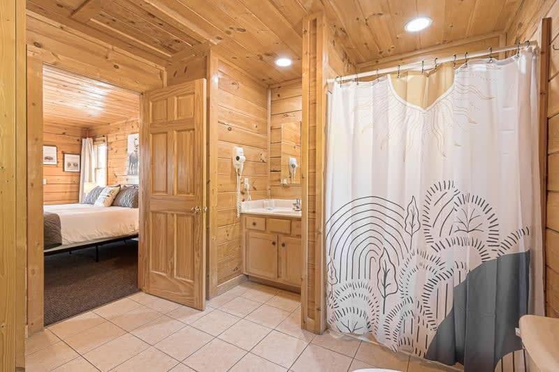 Willa Movie Theater Hot Tub View Mountain Escape Gatlinburg Zewnętrze zdjęcie
