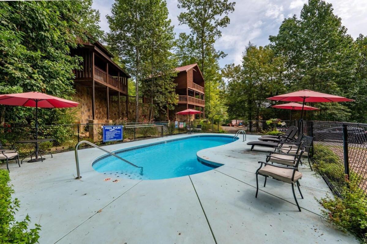 Willa Movie Theater Hot Tub View Mountain Escape Gatlinburg Zewnętrze zdjęcie
